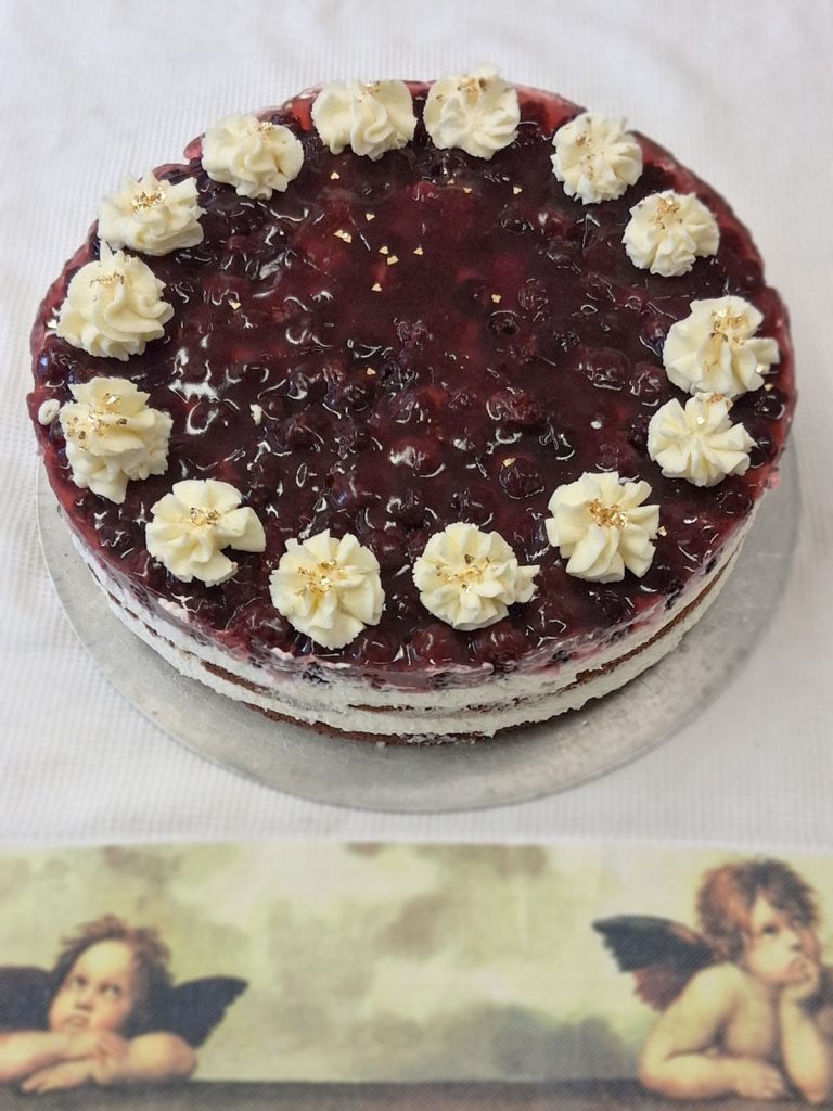 Landhaus-Fohlenhof-Kirschtorte